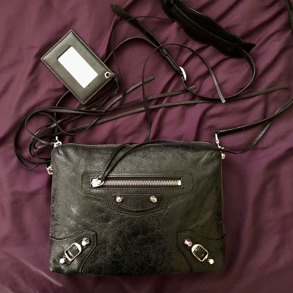 Balenciaga Classic Giant Crossbody Black Bag